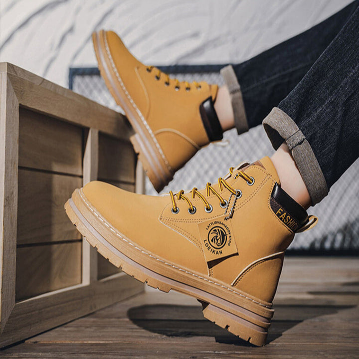 LIGHTWEIGHT WARM BOOTS