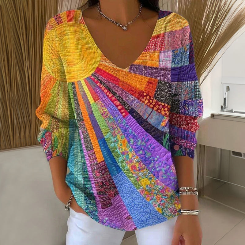 Maëlys™ | Multicoloured Vintage V-Neck T-Shirt