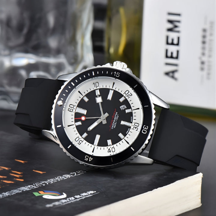 SILICONE STRAP WATCH