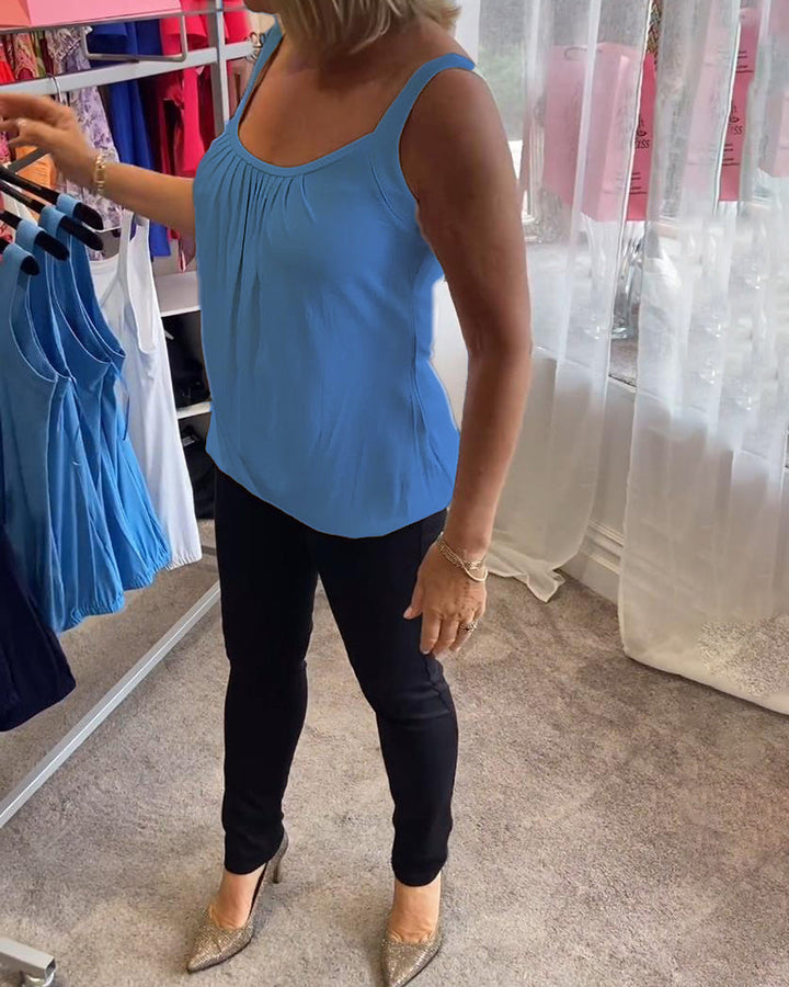 Robin™ | Sleeveless Summer Top with Round Neck
