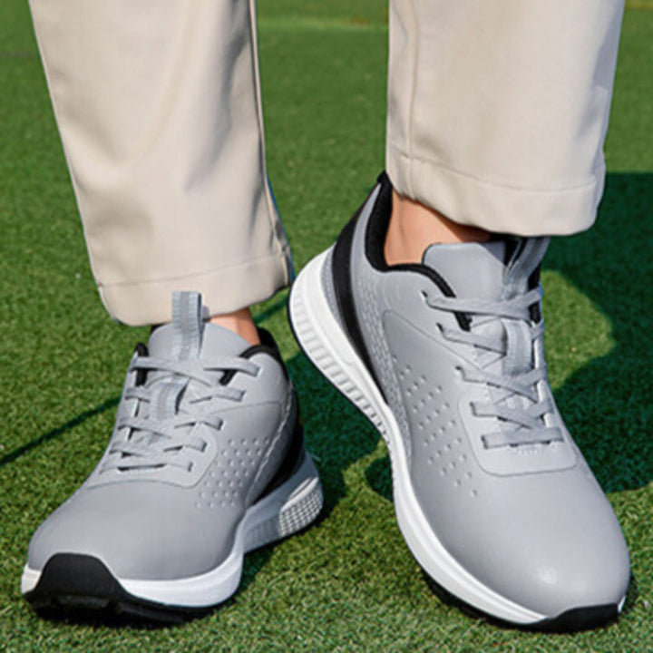 BREATHABLE GOLF SHOES
