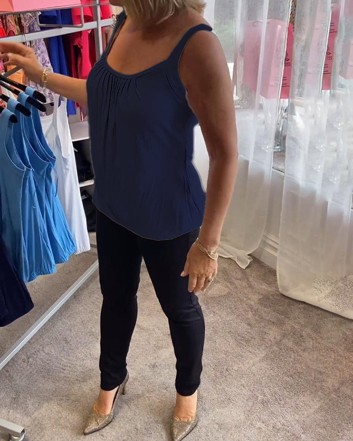 Robin™ | Sleeveless Summer Top with Round Neck