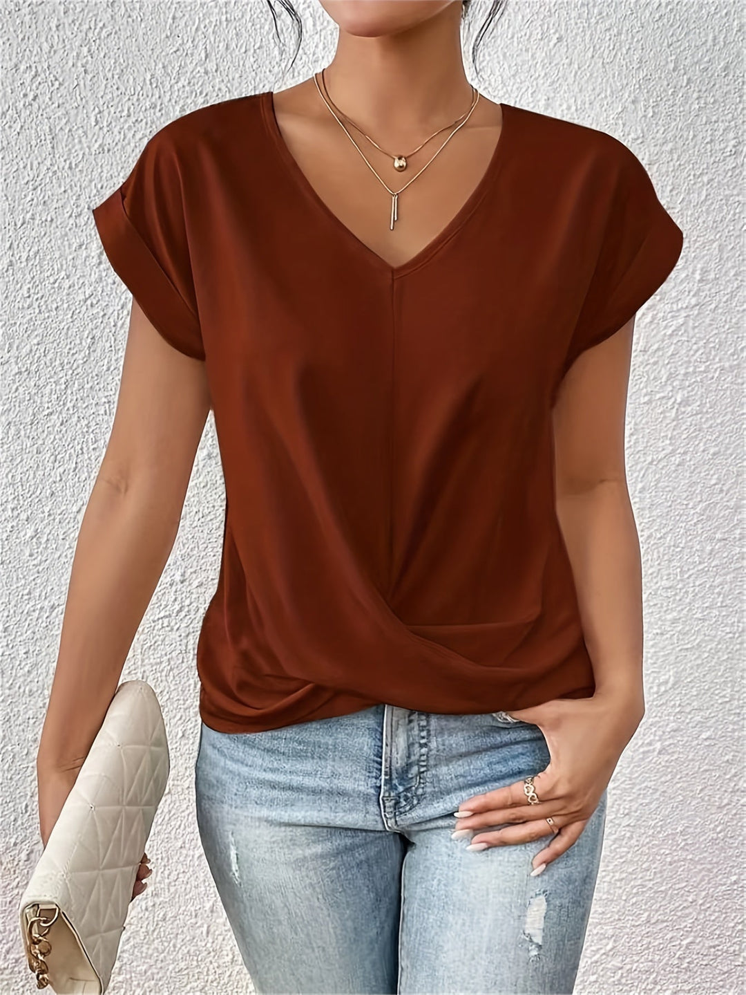 Van Delft Mode® | Comfortable T-shirt with Elegant Neckline