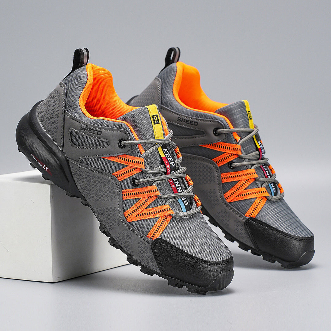 PREMIUM HIKING SHOES