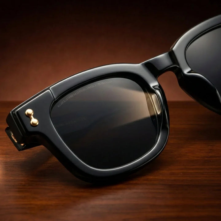REFINED SQUARE SUNGLASSES