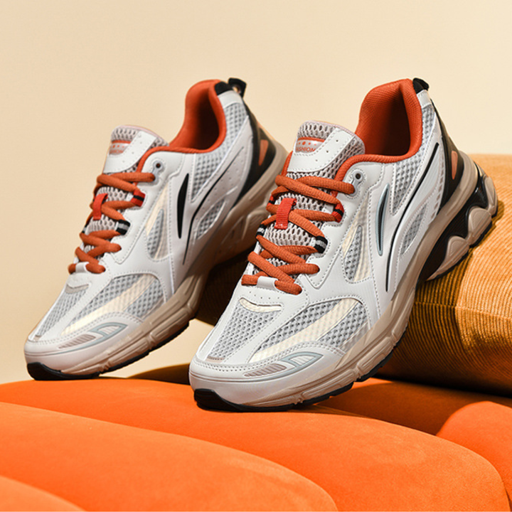 ATHLETIC RUNNING SHOES