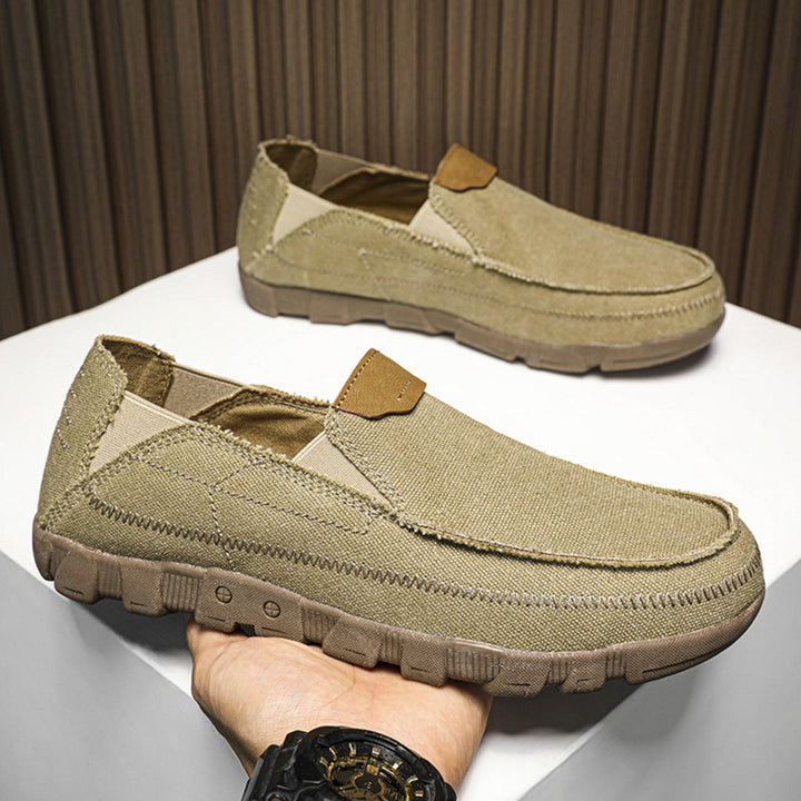RELAXED FIT LOAFERS