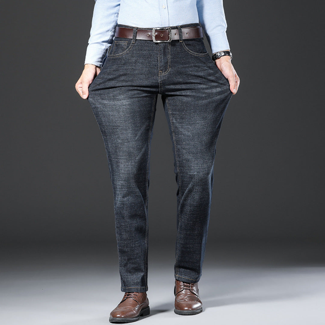 RELAXED STRAIGHT JEANS
