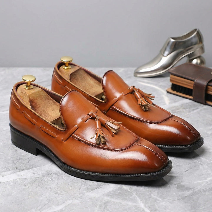 URBAN TASSEL LOAFERS