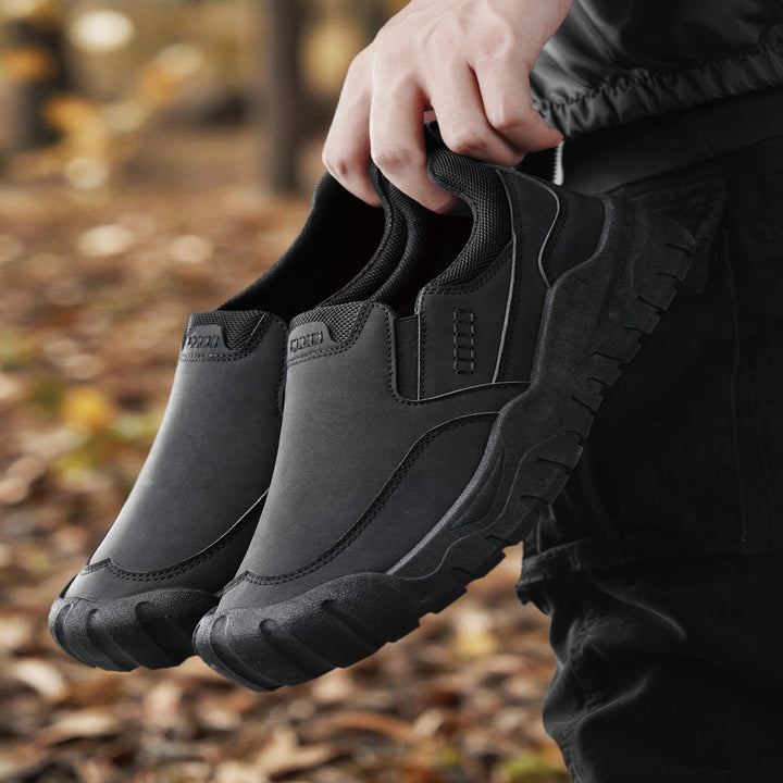 CASUAL LEATHER LOAFERS