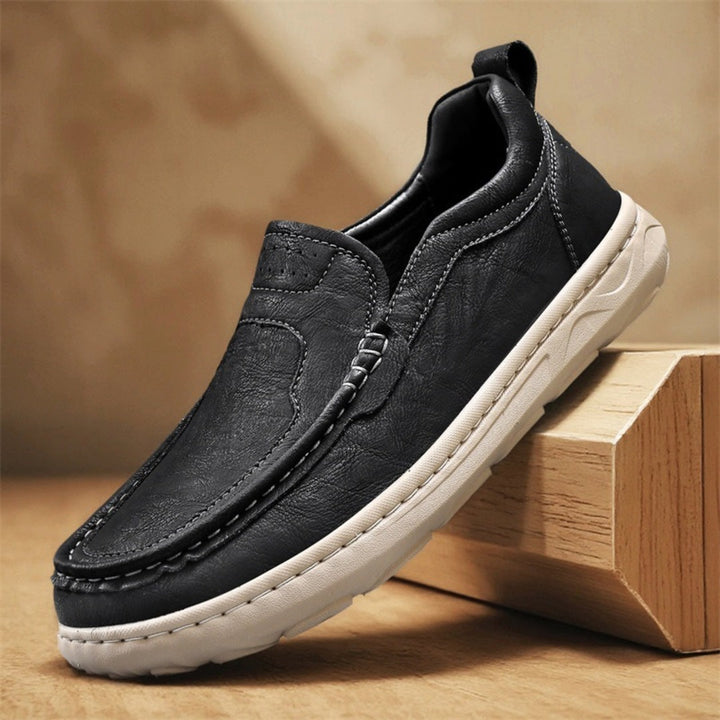LEATHER TRAVEL SHOES