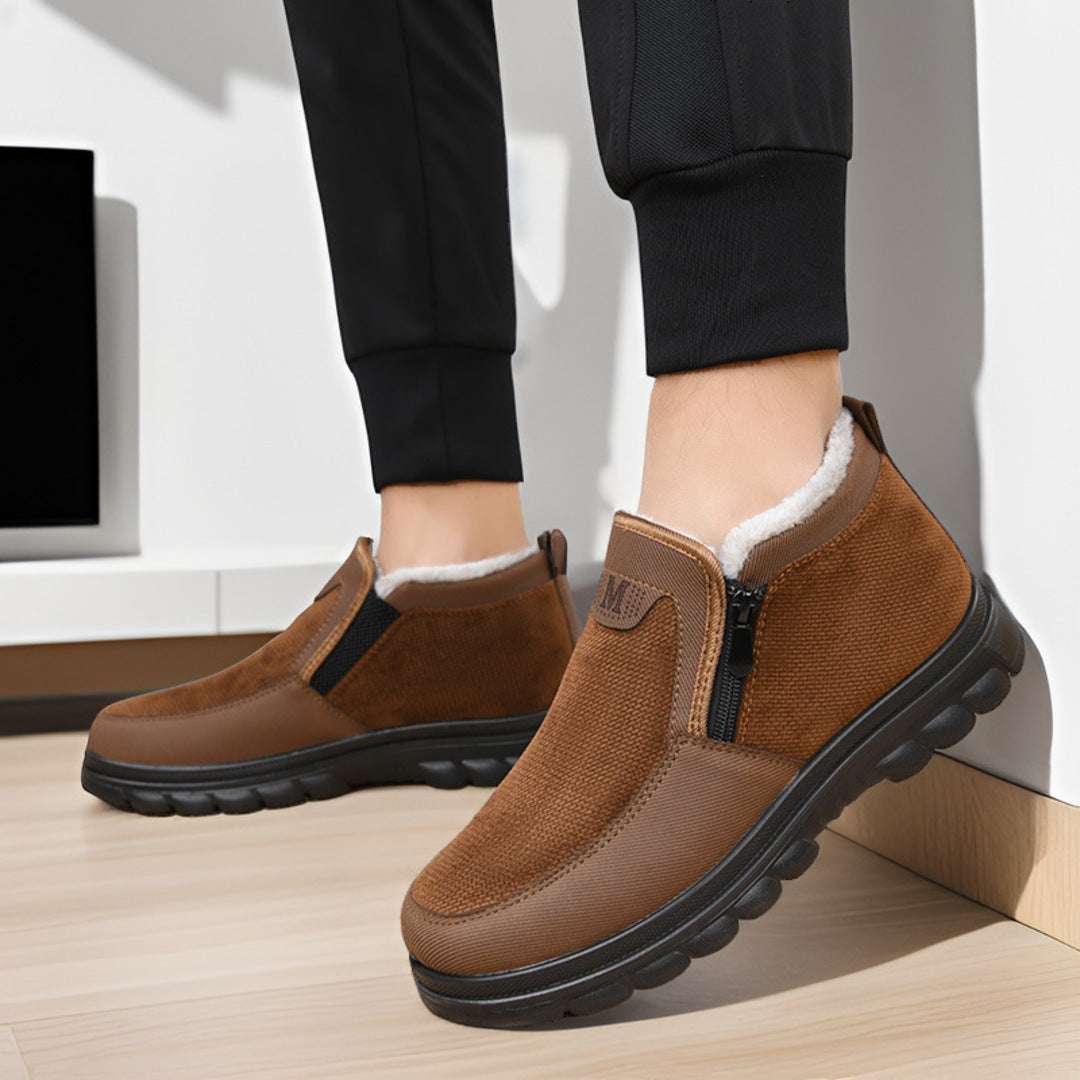 FLEECE-LINED WINTER SHOES