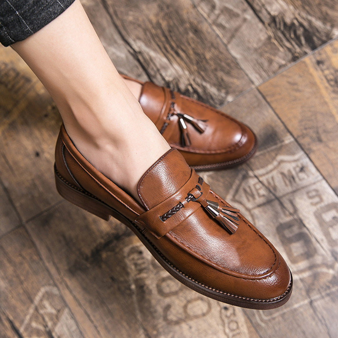 LEATHER SLIP SHOES