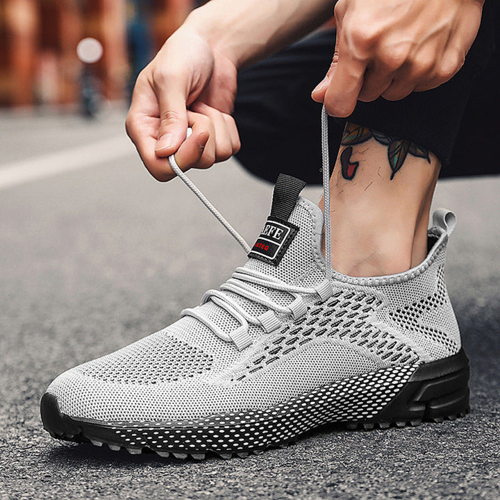 LIGHTWEIGHT RUNNING SHOES