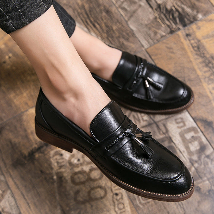 LEATHER SLIP SHOES