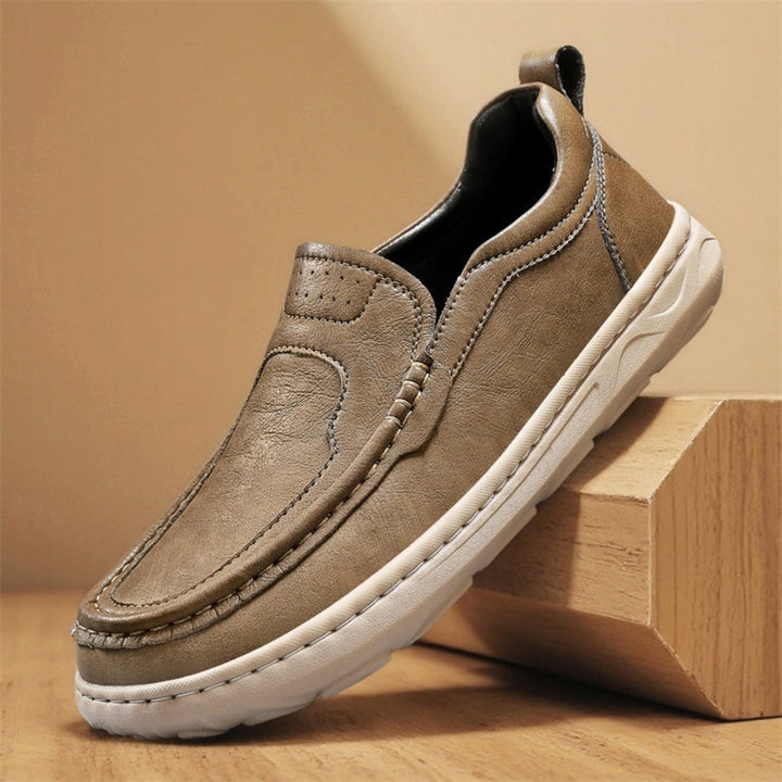 LEATHER TRAVEL SHOES