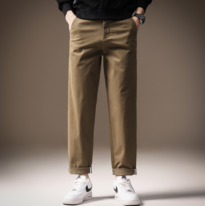 HIGH-END CASUAL TROUSER