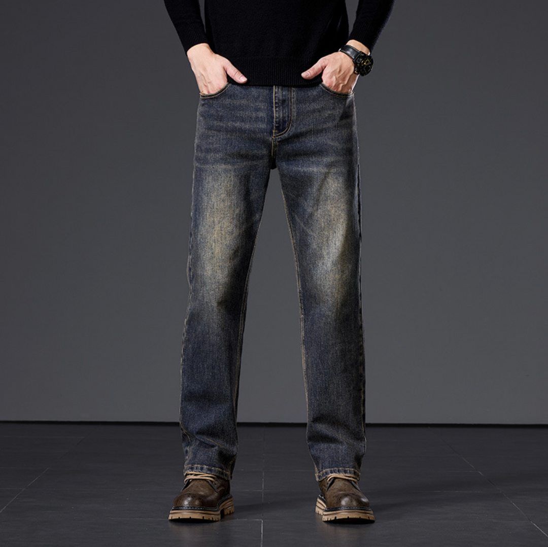 CASUAL STRAIGHT JEANS