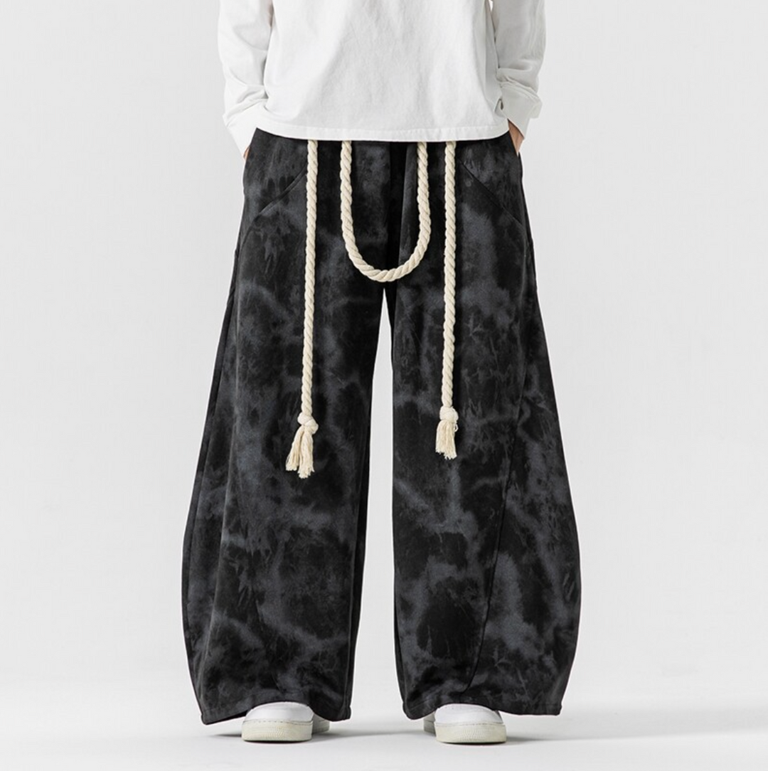 BAGGY WARM SWEATPANTS