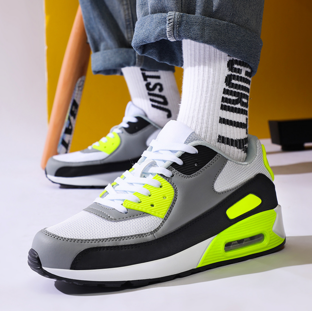 LIGHT AIR SNEAKERS