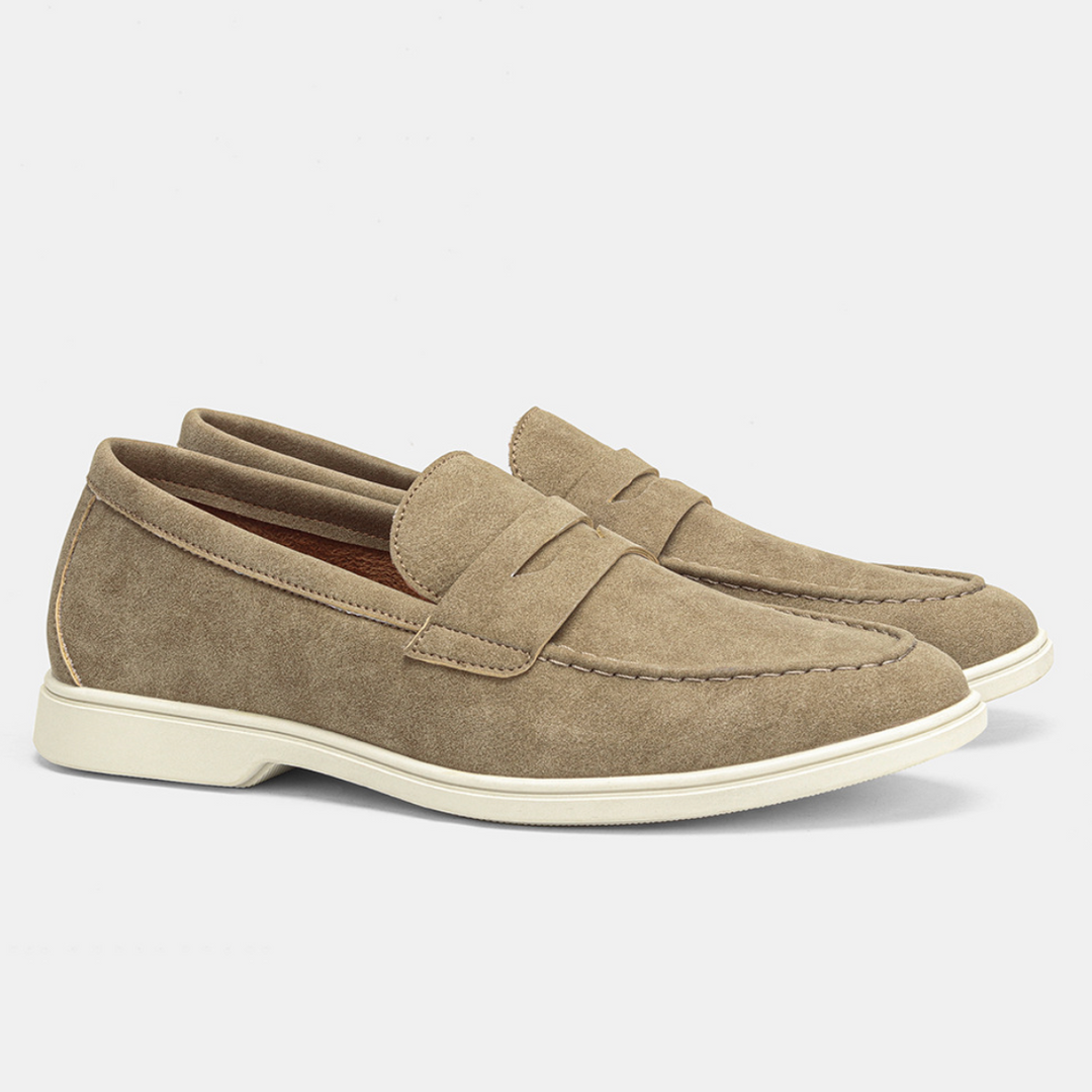 VINTAGE SUEDE PENNY LOAFERS