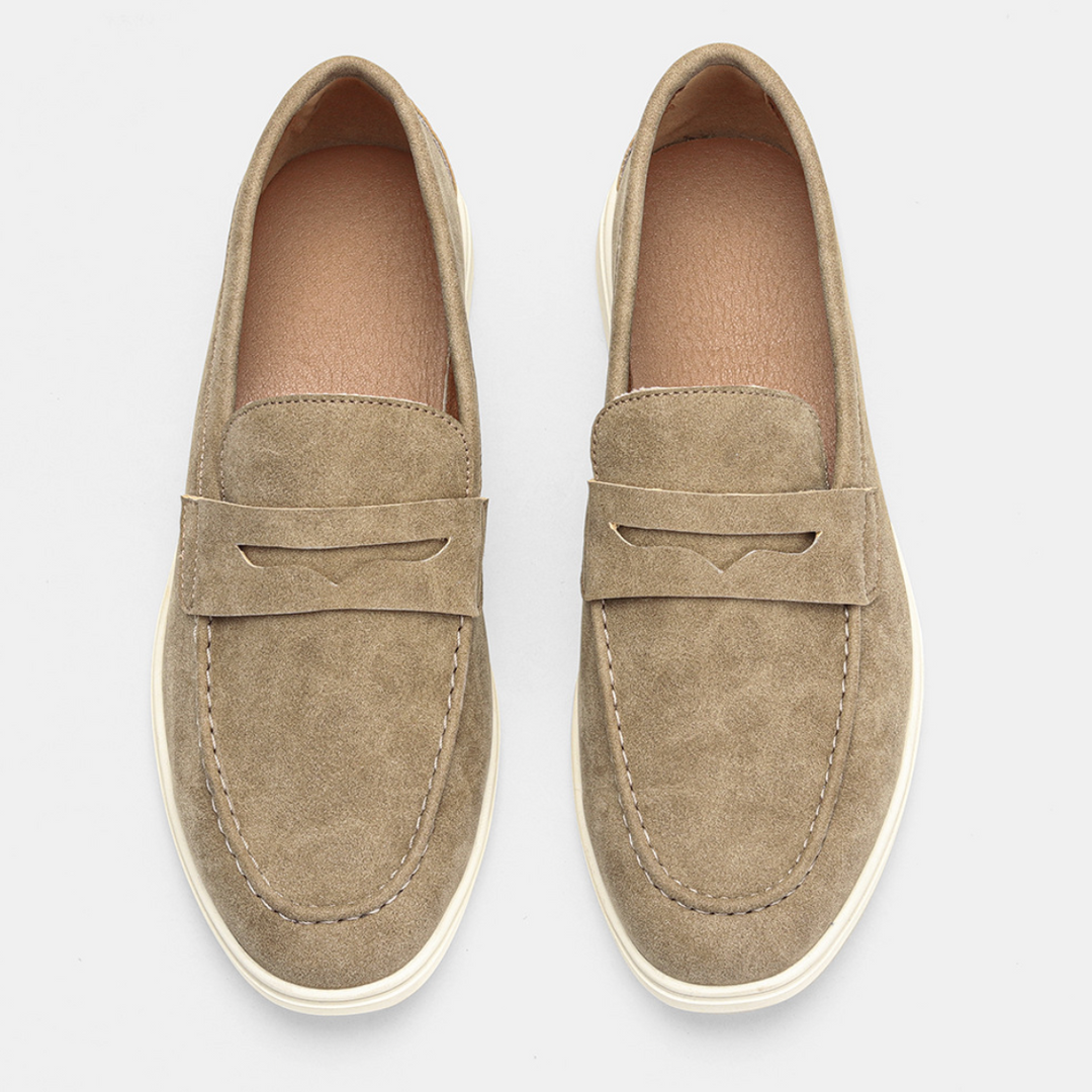 VINTAGE SUEDE PENNY LOAFERS
