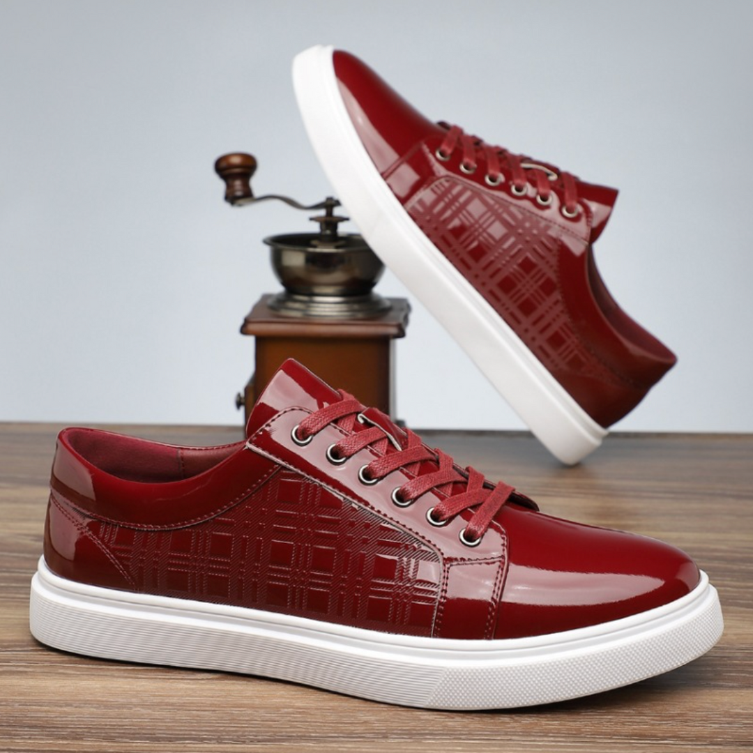GLOSSY DRESS SNEAKERS
