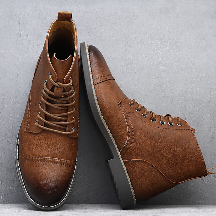 HERITAGE LEATHER BOOTS