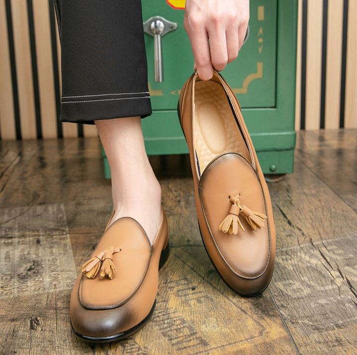 TASSEL CLASSIC LOAFERS
