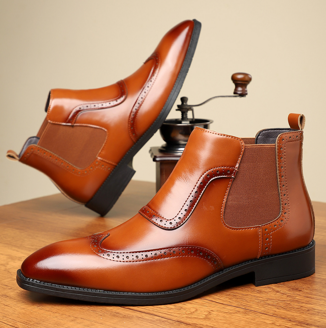 CLASSIC SHINY BOOTS