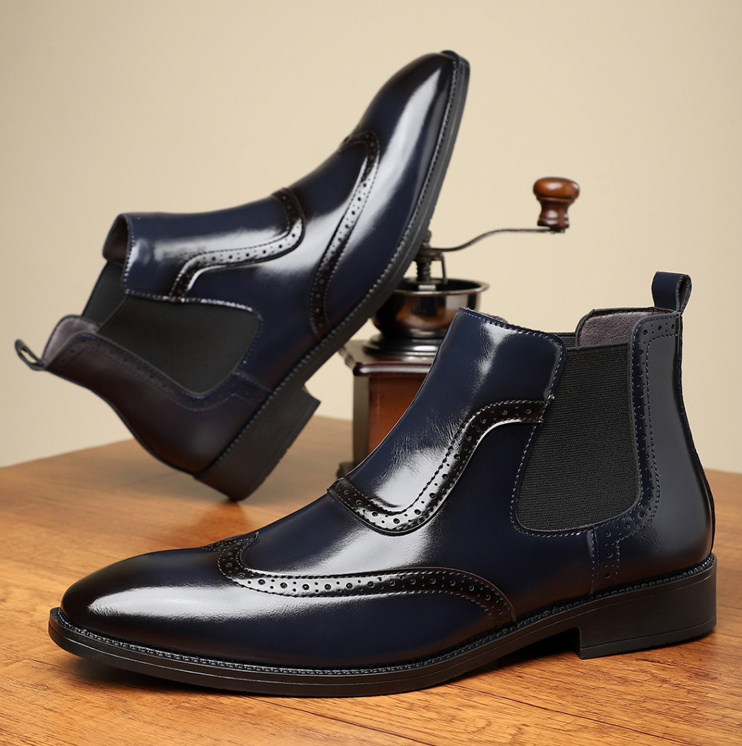 CLASSIC SHINY BOOTS