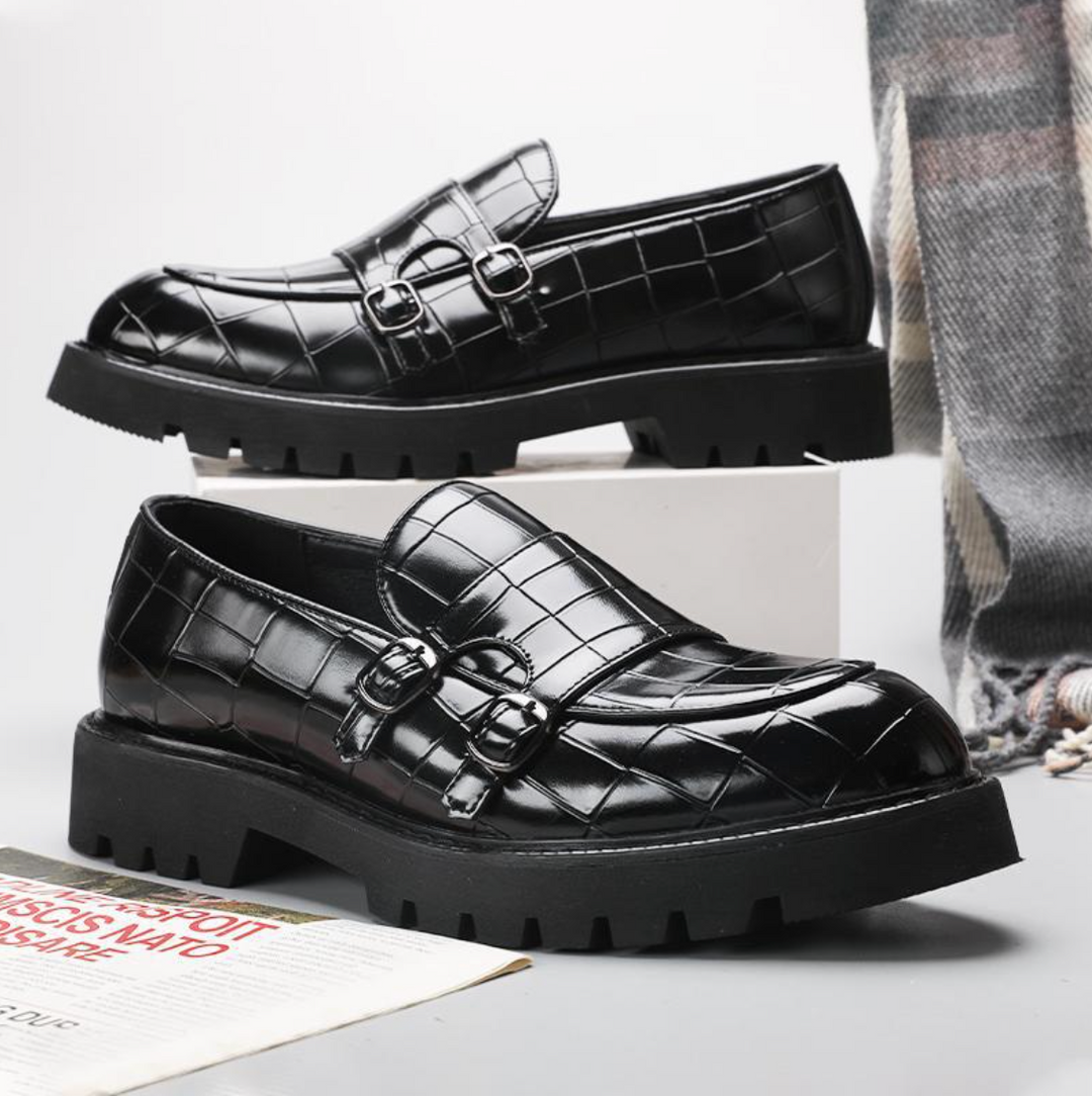 FORMAL SHINY BUCKLE LOAFERS