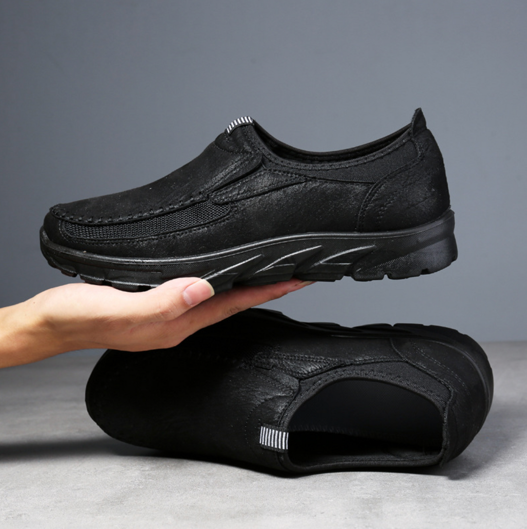 CASUAL COMFORT SLIP-ON