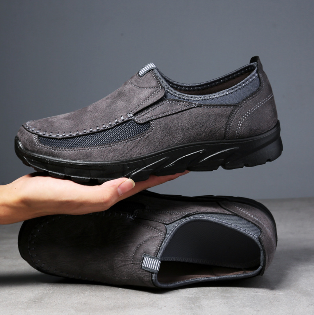 CASUAL COMFORT SLIP-ON