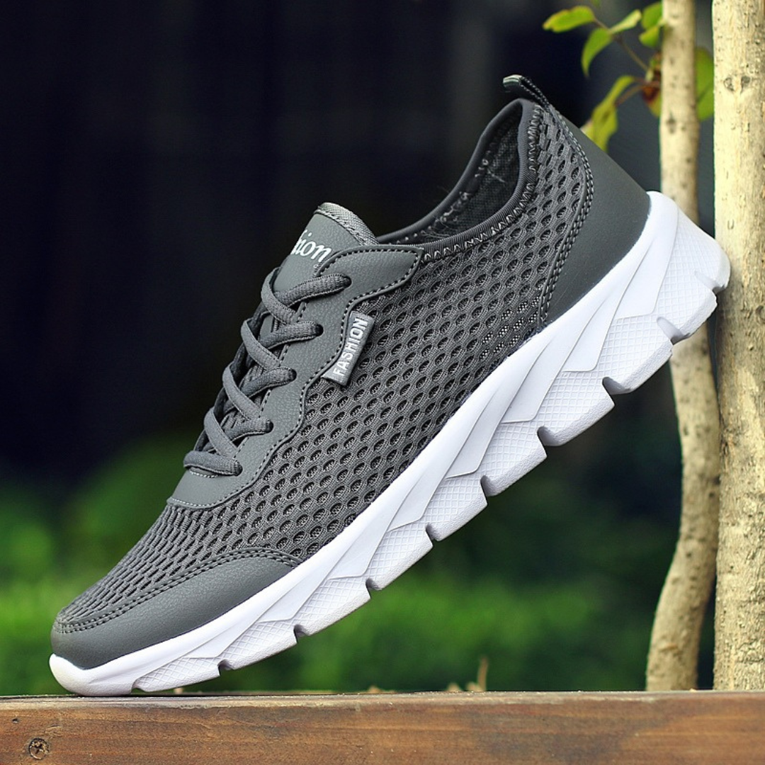 LIGHTWEIGHT MESH SNEAKERS